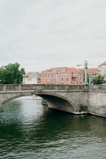 mia-moessinger-1512431-unsplash